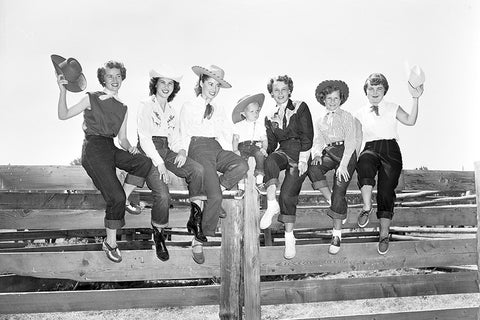 Picture of Women pose in 1953